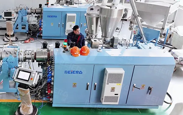 PVC-O管挤出生产线 PVC-O管挤出生产线