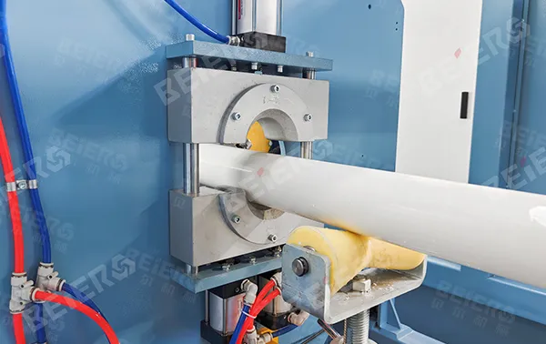 PVC-O管挤出生产线 PVC-O管挤出生产线